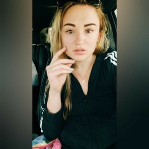 Meet your Posher, Allie